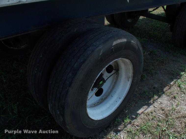 image for item DK9697 1998 Utility flatbed trailer