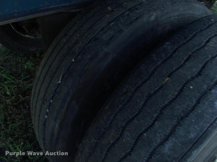 image for item DK9697 1998 Utility flatbed trailer