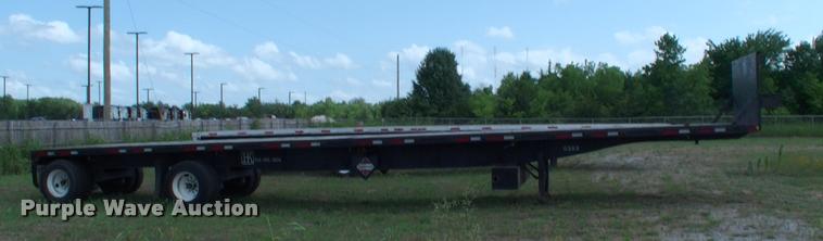 image for item DK9698 2000 Lufkin FL-11 flatbed trailer