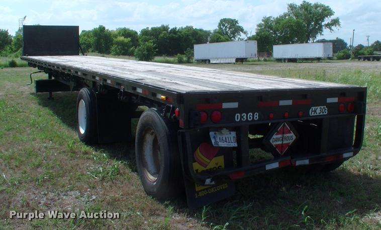image for item DK9698 2000 Lufkin FL-11 flatbed trailer