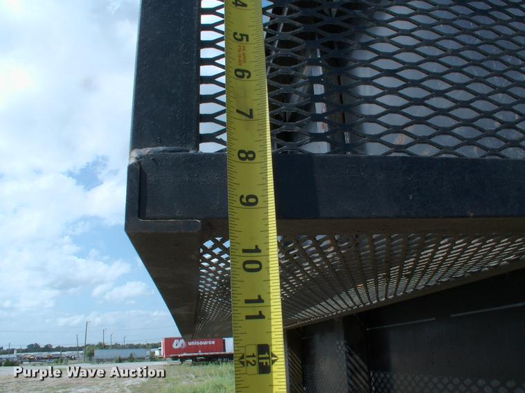 image for item DK9698 2000 Lufkin FL-11 flatbed trailer