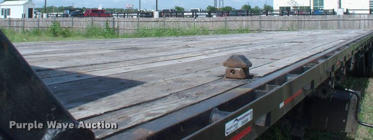 image for item DK9698 2000 Lufkin FL-11 flatbed trailer