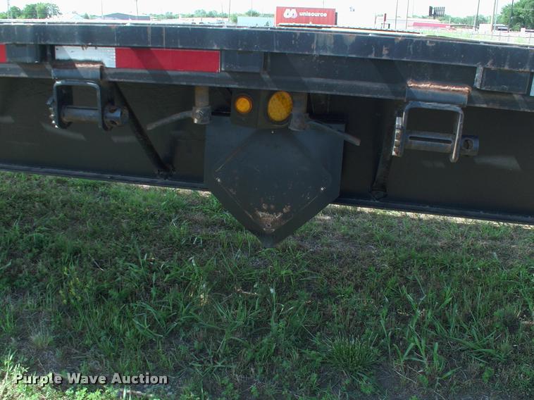 image for item DK9698 2000 Lufkin FL-11 flatbed trailer