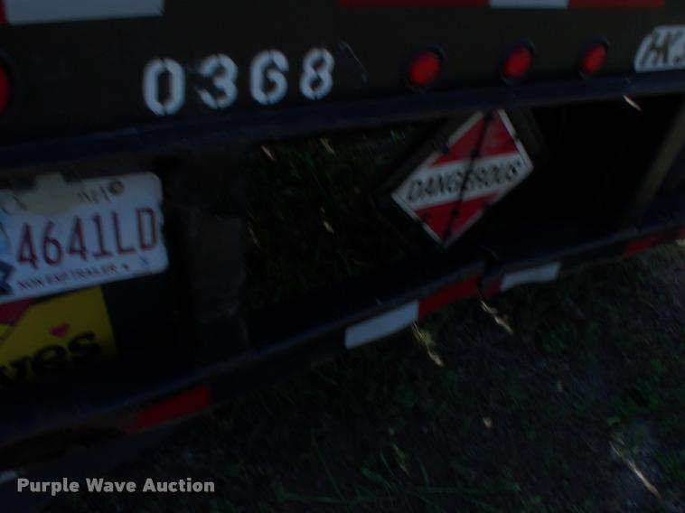 image for item DK9698 2000 Lufkin FL-11 flatbed trailer