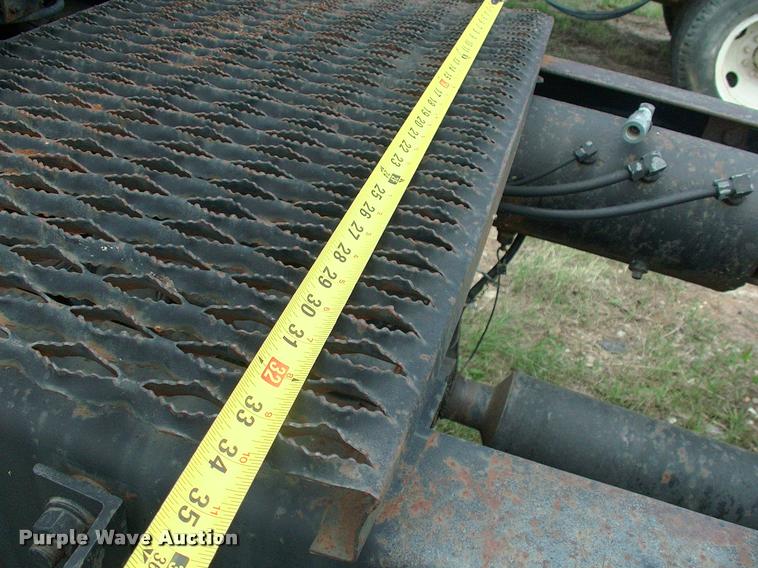 image for item DK9719 1989 Mack R690ST semi truck