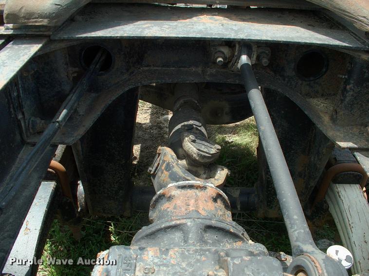 image for item DK9719 1989 Mack R690ST semi truck