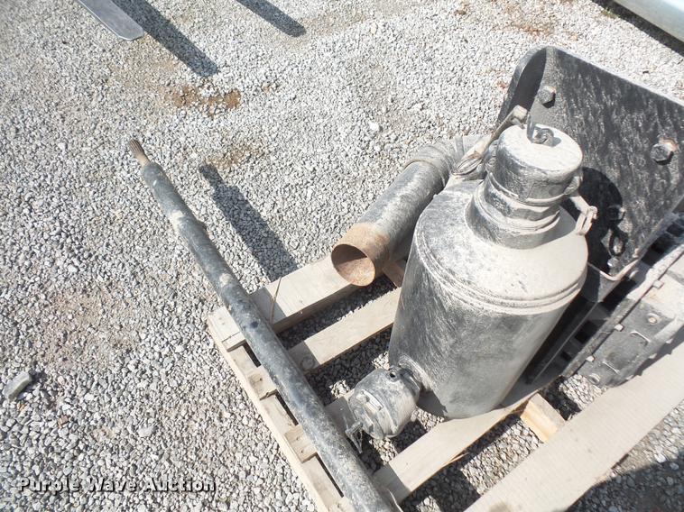 image for item DL9649 Tuthill blower attachment