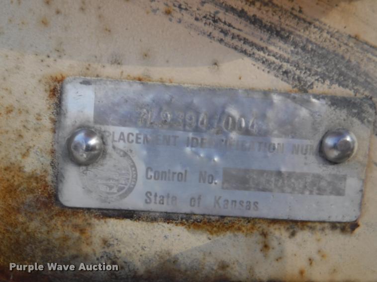 image for item K5918 1979 Utility flatbed trailer