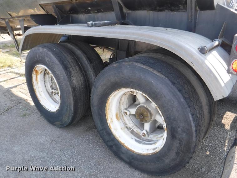 image for item K5919 1976 Acro tanker trailer