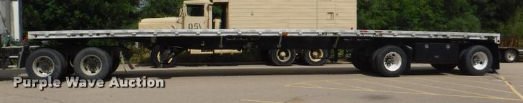 image for item K5986 2005 Wilson CF-900 flatbed trailer