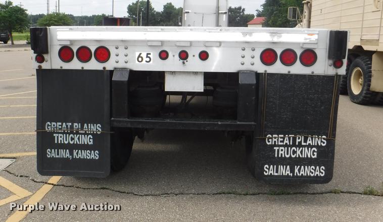 image for item K5986 2005 Wilson CF-900 flatbed trailer