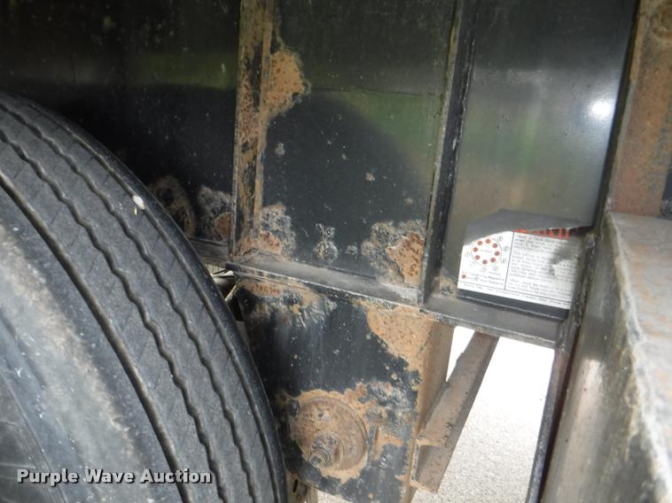 image for item K5986 2005 Wilson CF-900 flatbed trailer