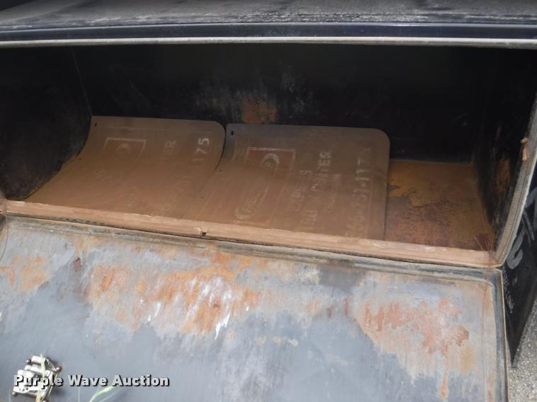 image for item K5986 2005 Wilson CF-900 flatbed trailer