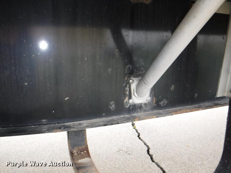 image for item K5986 2005 Wilson CF-900 flatbed trailer