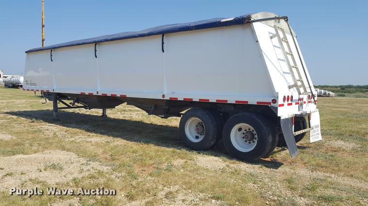 image for item L1515 2011 Drake double hopper grain trailer