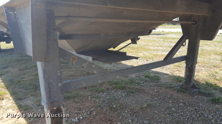 image for item L1515 2011 Drake double hopper grain trailer