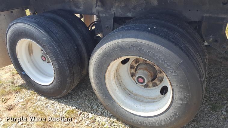 image for item L1515 2011 Drake double hopper grain trailer