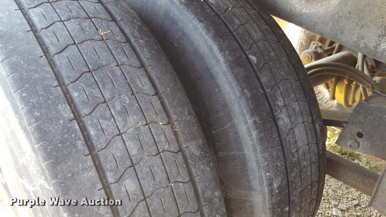 image for item L1515 2011 Drake double hopper grain trailer