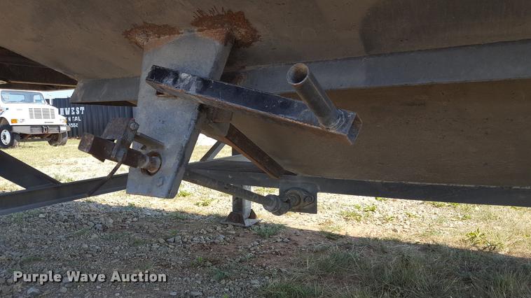 image for item L1515 2011 Drake double hopper grain trailer