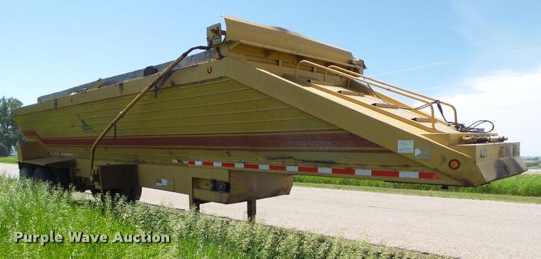 image for item L5600 1991 Flowboy live bottom trailer