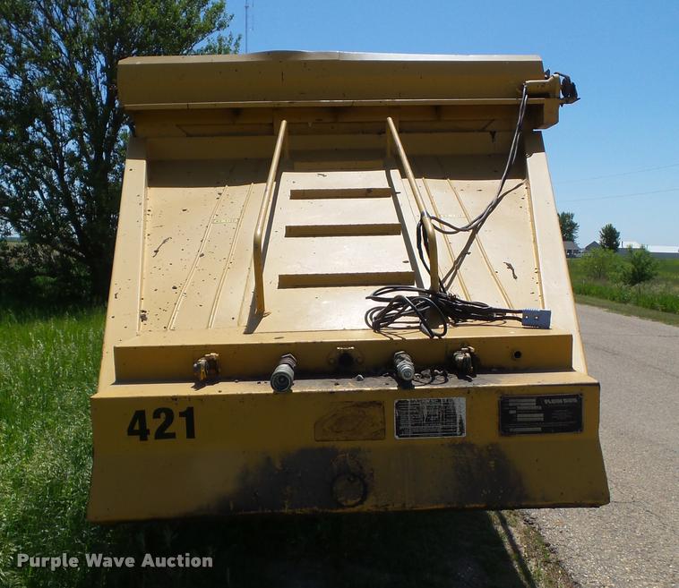 image for item L5600 1991 Flowboy live bottom trailer