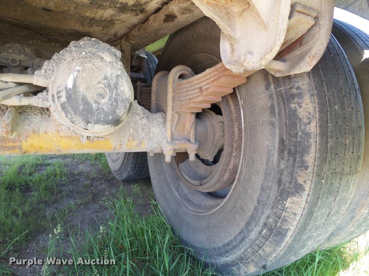 image for item L5600 1991 Flowboy live bottom trailer