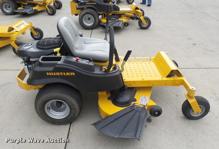 image for item AR9796 2016 Hustler Raptor 934794 ZTR lawn mower