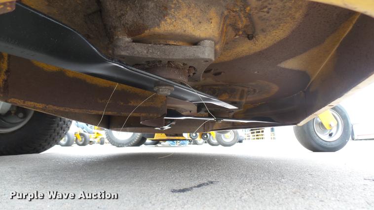 image for item AR9796 2016 Hustler Raptor 934794 ZTR lawn mower