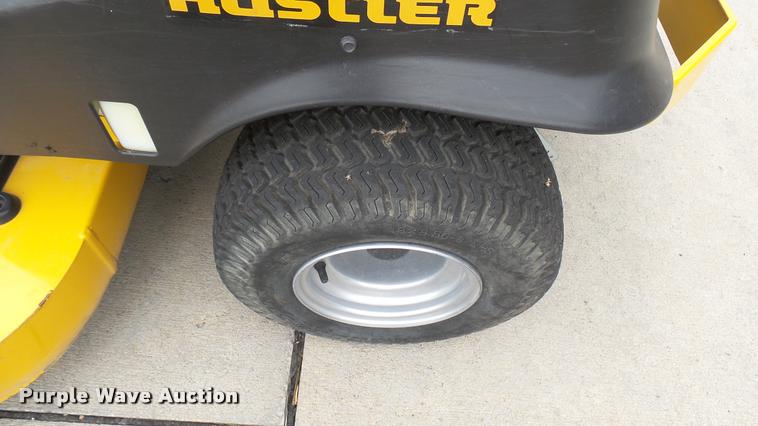 image for item AR9796 2016 Hustler Raptor 934794 ZTR lawn mower