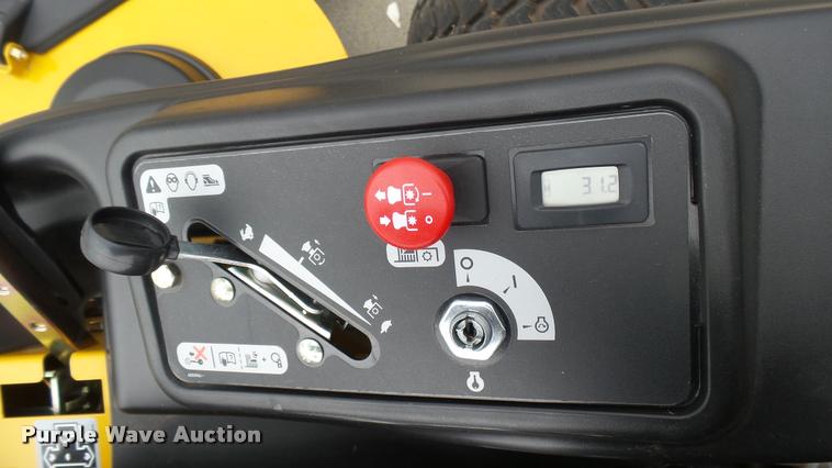 image for item AR9798 2016 Hustler Raptor SD 934778 ZTR lawn mower