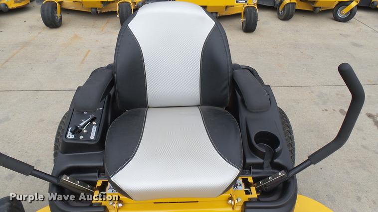 image for item AR9803 2015 Hustler Raptor SD 934612 ZTR lawn mower