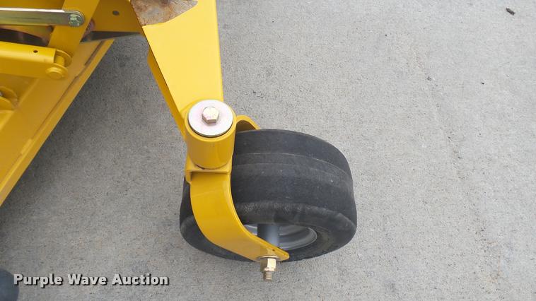 image for item AR9804 2015 Hustler Raptor SD 934612 ZTR lawn mower