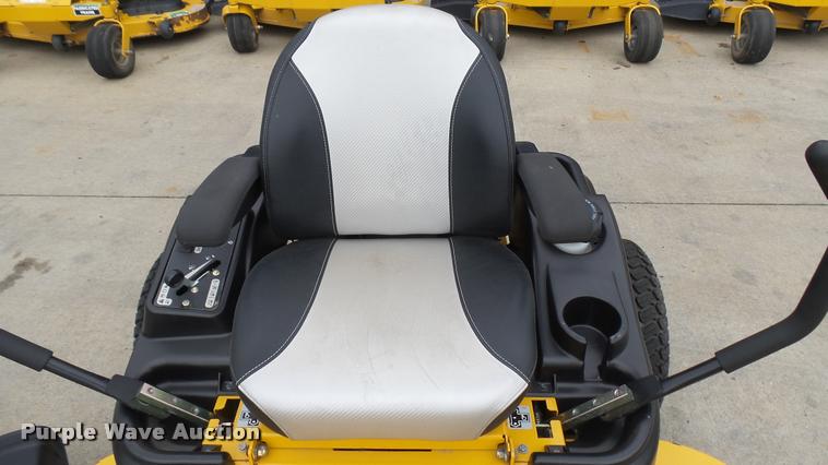 image for item AR9805 2015 Hustler Raptor SD 934612 ZTR lawn mower