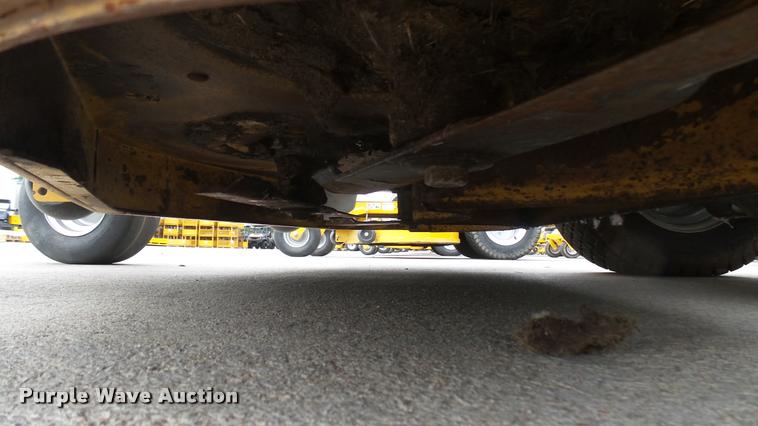 image for item AR9806 2016 Hustler Raptor SD 934604 ZTR lawn mower