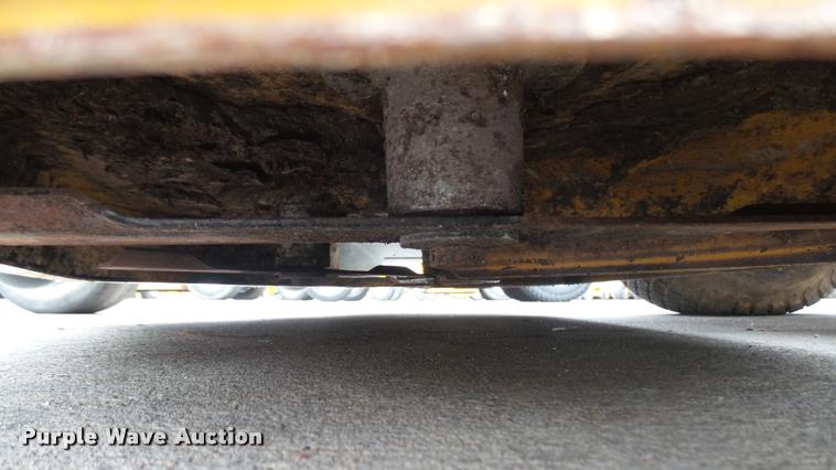 image for item AR9807 2015 Hustler Raptor SD 934604 ZTR lawn mower