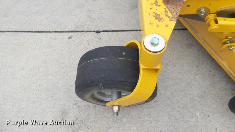 image for item AR9807 2015 Hustler Raptor SD 934604 ZTR lawn mower