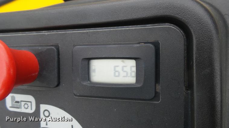 image for item AR9816 2015 Hustler Raptor SD 932541 ZTR lawn mower