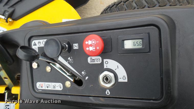 image for item AR9816 2015 Hustler Raptor SD 932541 ZTR lawn mower