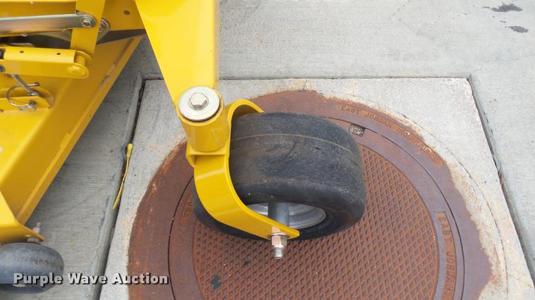 image for item AR9816 2015 Hustler Raptor SD 932541 ZTR lawn mower