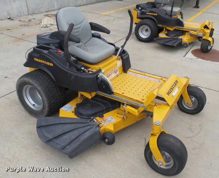 image for item AR9817 2015 Hustler Raptor SD 932558 ZTR lawn mower