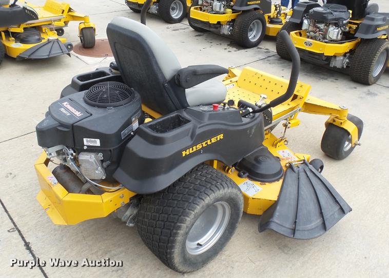 image for item AR9817 2015 Hustler Raptor SD 932558 ZTR lawn mower