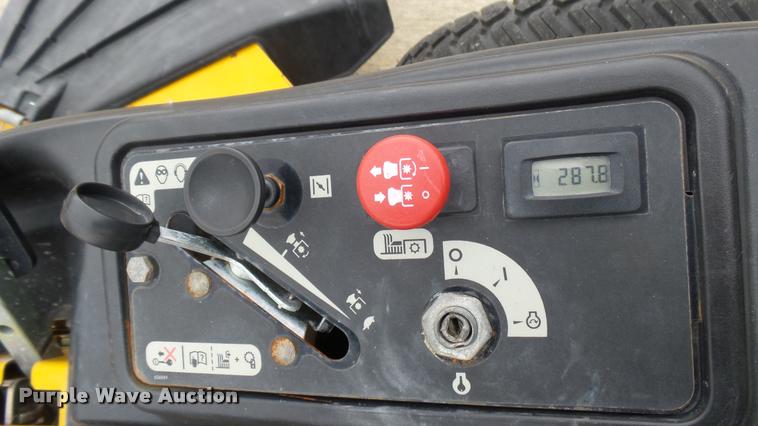 image for item AR9817 2015 Hustler Raptor SD 932558 ZTR lawn mower