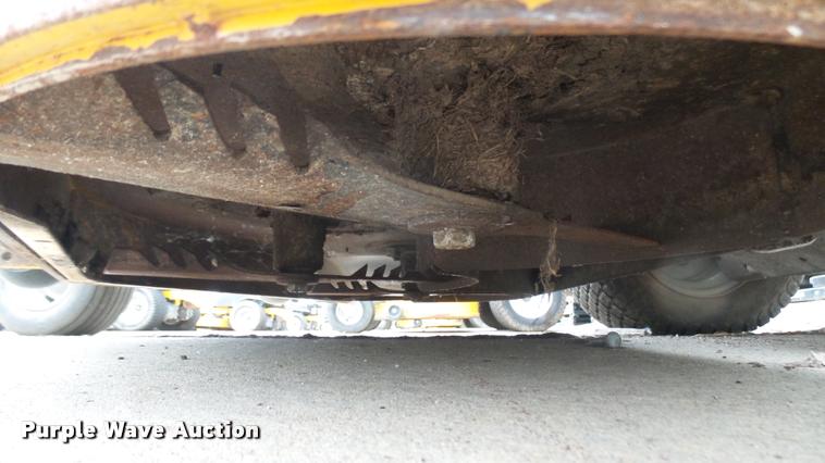 image for item AR9818 2015 Hustler Raptor SD 932558 ZTR lawn mower