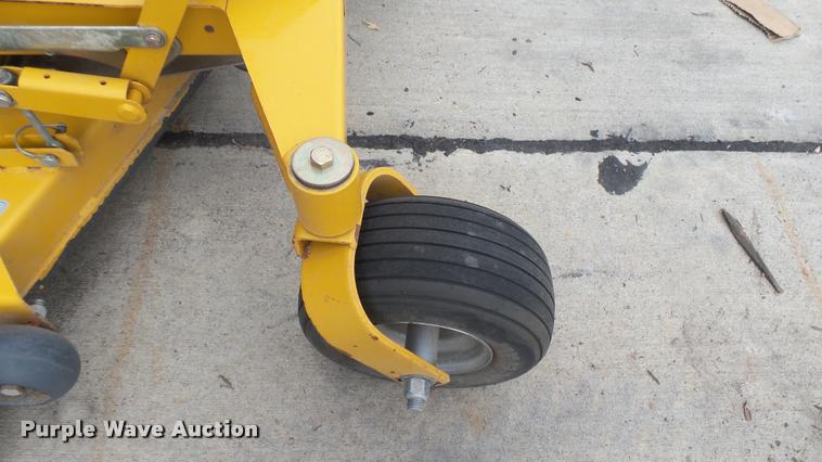 image for item AR9818 2015 Hustler Raptor SD 932558 ZTR lawn mower