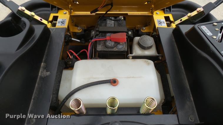 image for item AR9819 2015 Hustler Raptor SD 932558 ZTR lawn mower