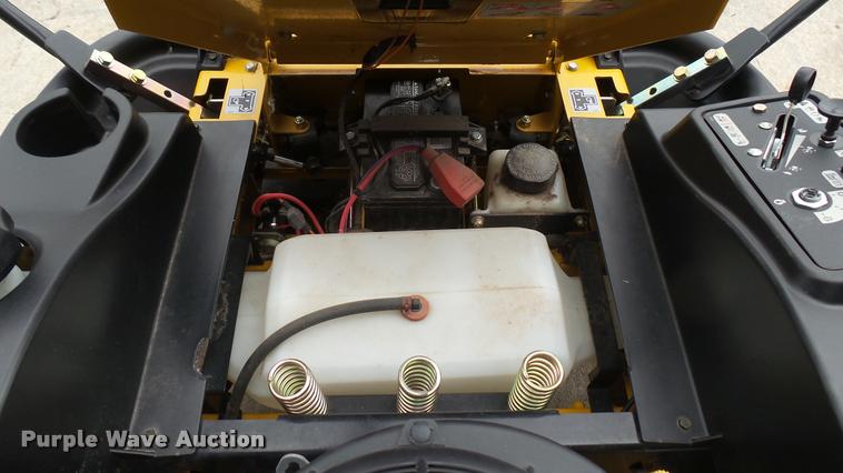 image for item AR9820 2015 Hustler Raptor SD 932558 ZTR lawn mower