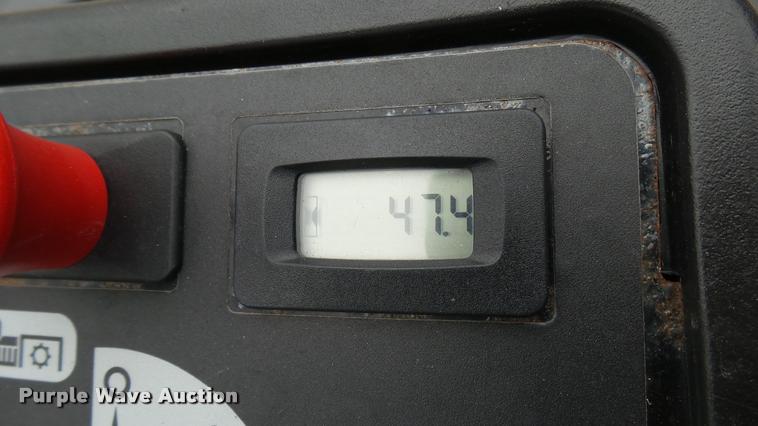 image for item AR9821 2015 Hustler Raptor SD 932558 ZTR lawn mower