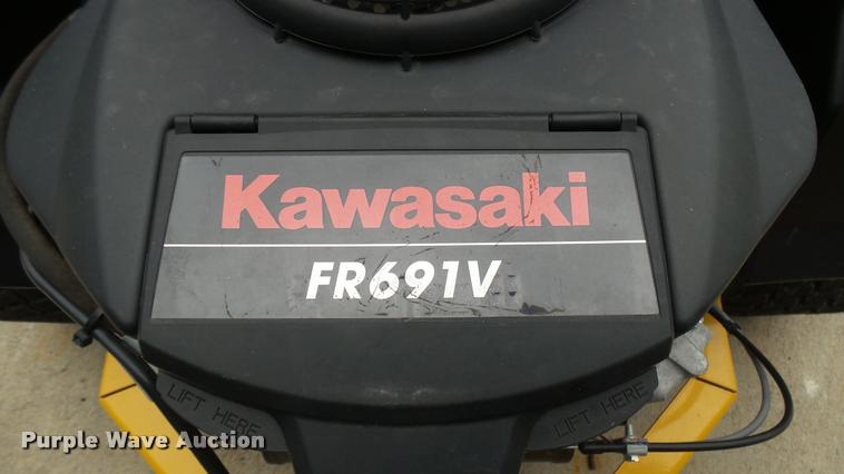 image for item AR9822 2015 Hustler Raptor SD 932558 ZTR lawn mower