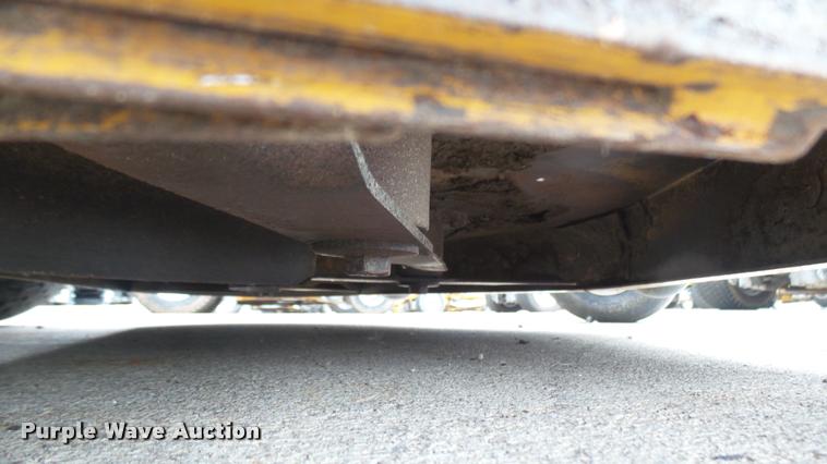 image for item AR9822 2015 Hustler Raptor SD 932558 ZTR lawn mower