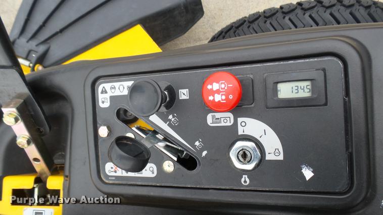 image for item AR9823 2015 Hustler Raptor SD 932558 ZTR lawn mower